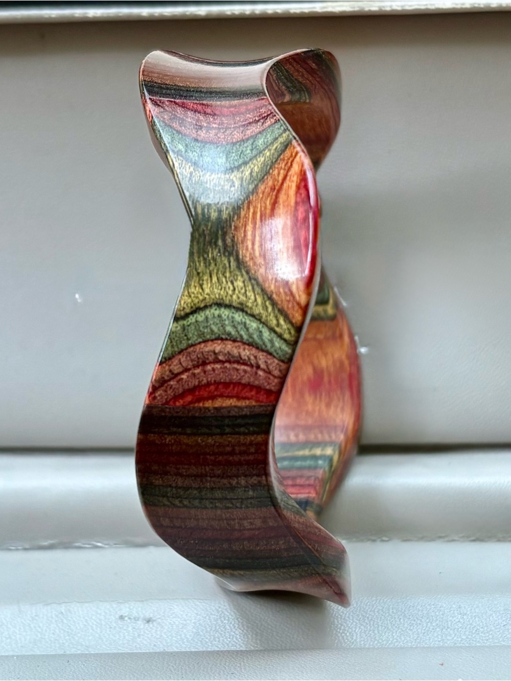 Teekri 7 color rainbow wavy wood bangle India NWT